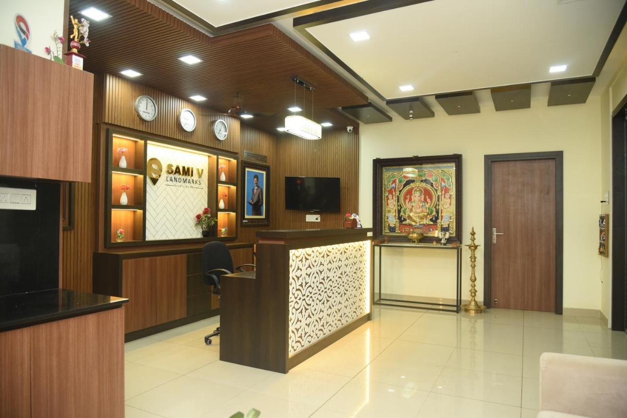 Hotel Sami V Landmarks Arantangi Exterior photo